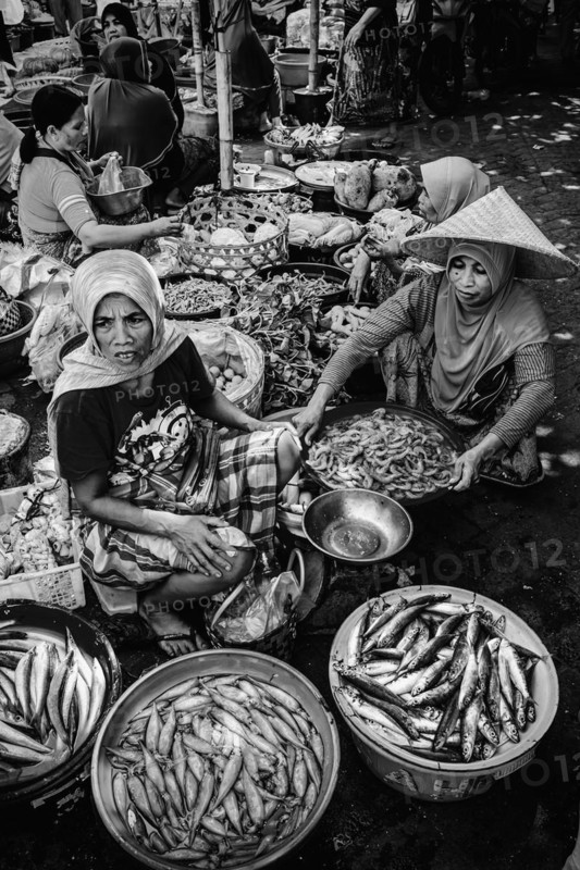 Traditional authentic food market, seller, woman, fruit, vegetable, fresh, fish, food, nutrition, sale, trade, bazaar, authentic, disease vector, food law, food control, stall, asian, vegetable market, local, hygiene, virus, tradition, traditional, health, marketplace, market hall, tropical, travel, tourism, culture, poverty, presentation, cleanliness, person, muslim, islam, black and white, monochrome, Lombok, Indonesia, Asia