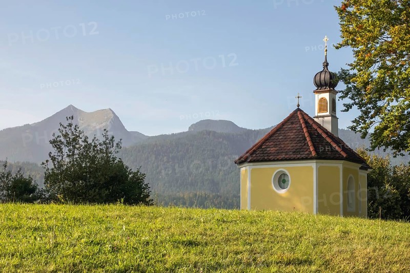 Maria Rast Chapel, Buckelwiesen near Krün, Werdenfelser Land, Upper Bavaria, Bavaria, Germany, Europe