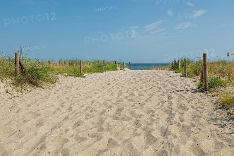 Beach access, south beach, Göhren, Rügen Island, Mecklenburg-Western Pomerania, Germany, Europe