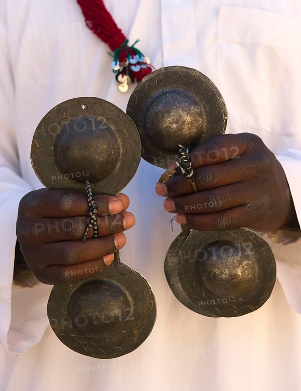 Morocco, traditional musicians with instruments, Pigeons du Sable group, Merzouga, Erg Chebbi desert, Africa