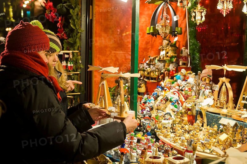 The Striezelmarkt, which has been held since 1434, is the oldest Christmas market in Germany and takes place on the Altmarkt. In 2009 the market was redesigned, a special landmark is for example the world's largest candle arch