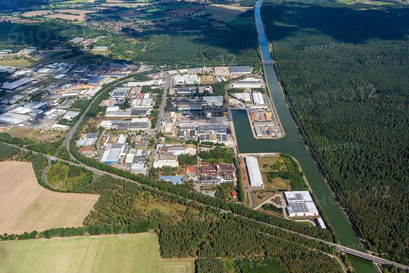 Aerial view of the Lüneburg industrial estate, Elbe canal, harbour, inland navigation, Lüneburg, Lower Saxony