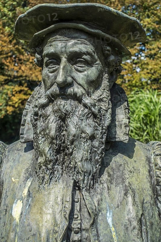 Bust of Gerardus Mercator, 16th-century geographer, cosmographer and cartographer from the Southern Netherlands at Sint-Niklaas, East Flanders, Belgium, Europe