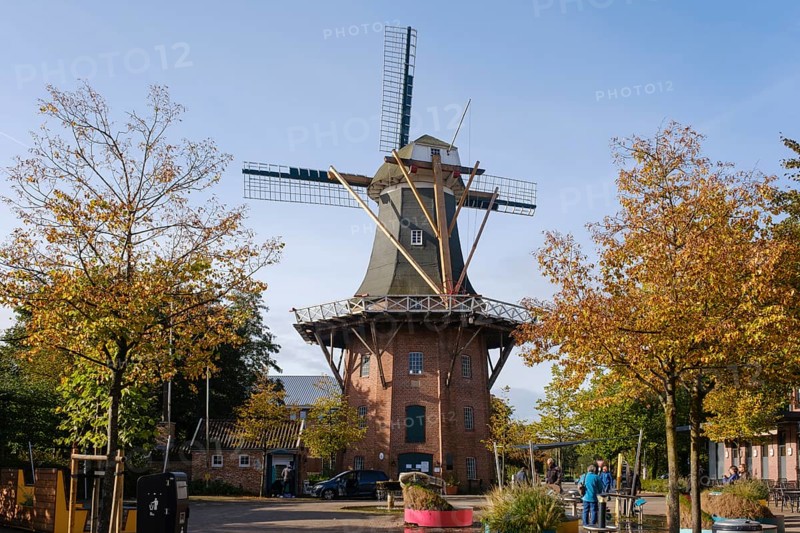 Meyers Mühle, Galerie-Holländer, Papenburg, Emsland, Lower Saxony, Germany, Europe