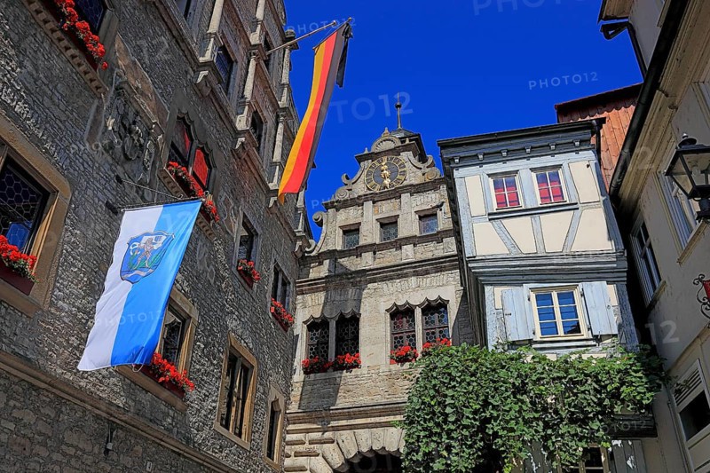 View of the Main Gate from the town side and the town hall, Marktbreit town, Litzingen district, Lower Franconia, Bavaria, Germany, Europe