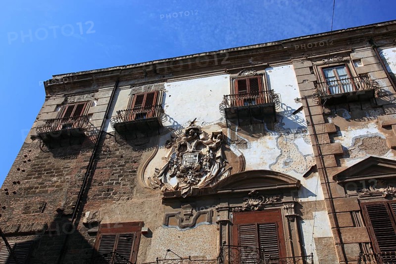 Palermo, morbid house in Piazza Bologna square in the old town, Sicily, Italy, Europe