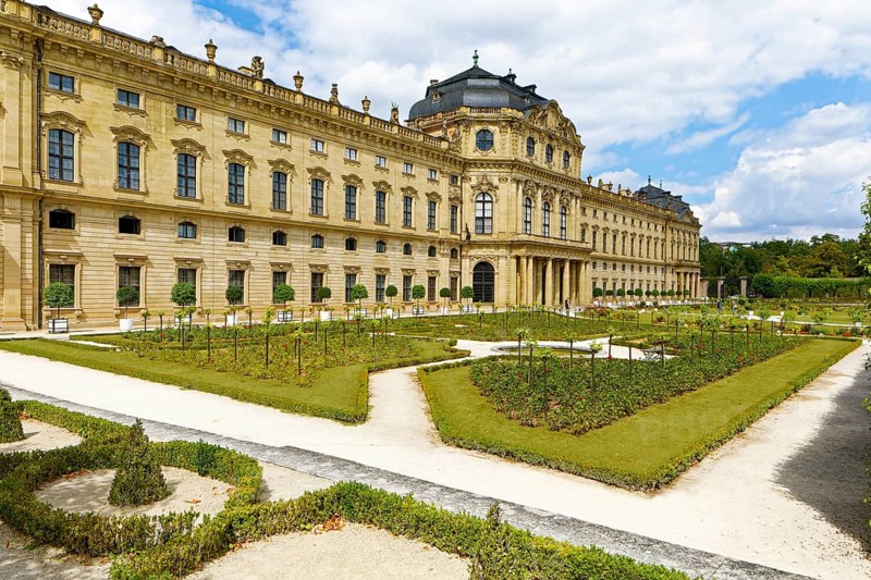 Würzburg Residence with Court Garden, Baroque, Baroque Garden, 18th century Old Town, Würzburg Upper Franconia, Franconia, Bavaria, Germany, Europe