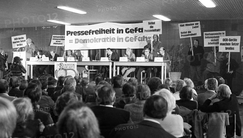 Several hundred journalists and employees of the publishing houses of the newspapers WAZ (Westdeutsche Allgemeine Zeitung) and NRZ (Neue Ruhr-Zeitung) took to the streets in Essen on 27 October 1975 in protest against the merger out of concern for their jobs and press freedom, Germany, Europe