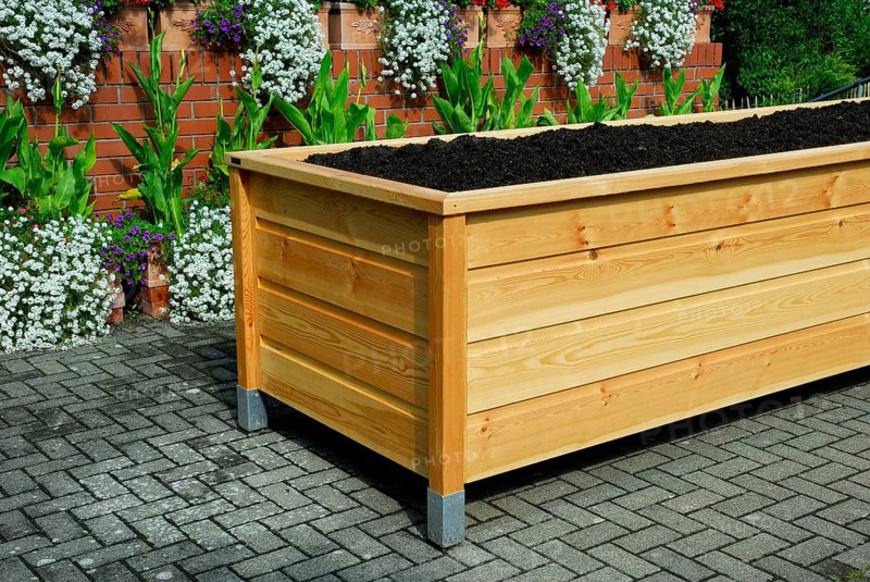 Raised bed