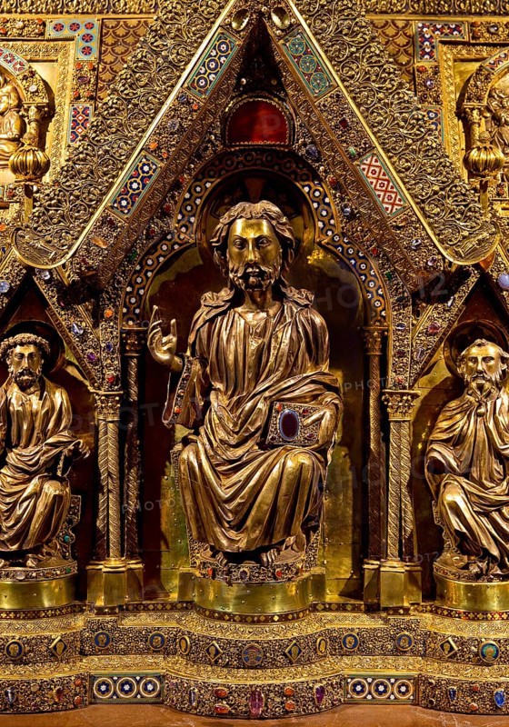Detail of Elisabeth's shrine, where the bones of Elisabeth once lay, Elisabeth Church, Marburg an der Lahn, Hesse, Germany, Europe