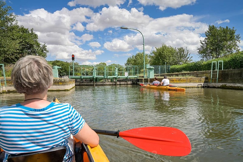 Canoe, Zeddenbach lock, Saxony-Anhalt, Germany, Europe