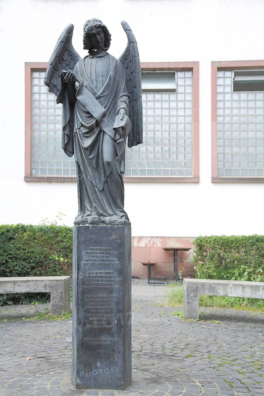Sculpture Frankfurt Angel by Rosemarie Trockel 1994, Homosexual Persecution Memorial, Klaus Mann Platz, City Centre, Main, Frankfurt, Hesse, Germany, Europe