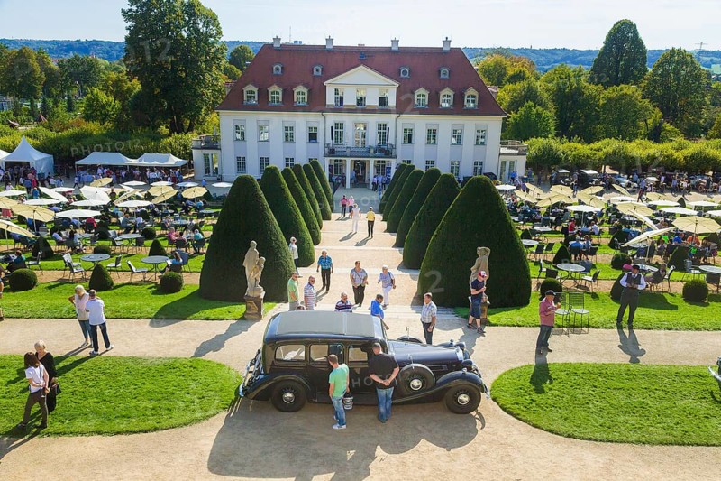 DEU Sachsen Radebeul (© Sylvio Dittrich +49 1772156417) Concours d'Élégance The classic car show of the 1900 - 1945 vintages Top-class automotive craftsmanship was presented at Schloss Wackerbarth at the weekend. Around 50 unique classic cars from the period between 1900 and 1945 invited visitors to discover and marvel at the Concours d'Élégance 2018