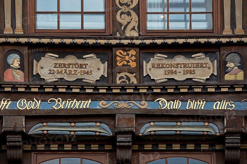 Façade detail on Wedekindhaus, historic half-timbered house in Renaissance style on the market square, Old Town, Hildesheim, Lower Saxony, Germany, Europe