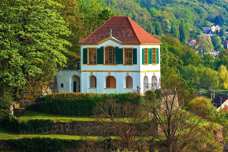 Diesbar Seußlitz, Heinrichsburg