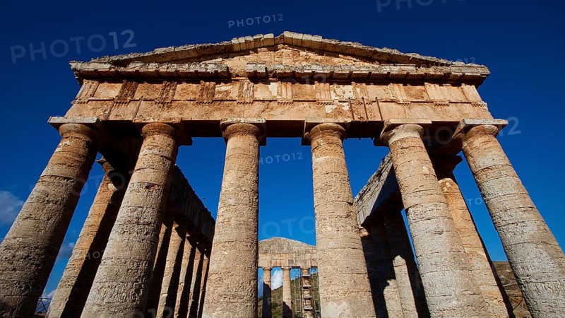 Evening light, Doric temple, Super wide angle shot, Front, Pediment, Segesta, Ancient site, Archaeological site, Doric, Trapani province, Sicily, Italy, Europe