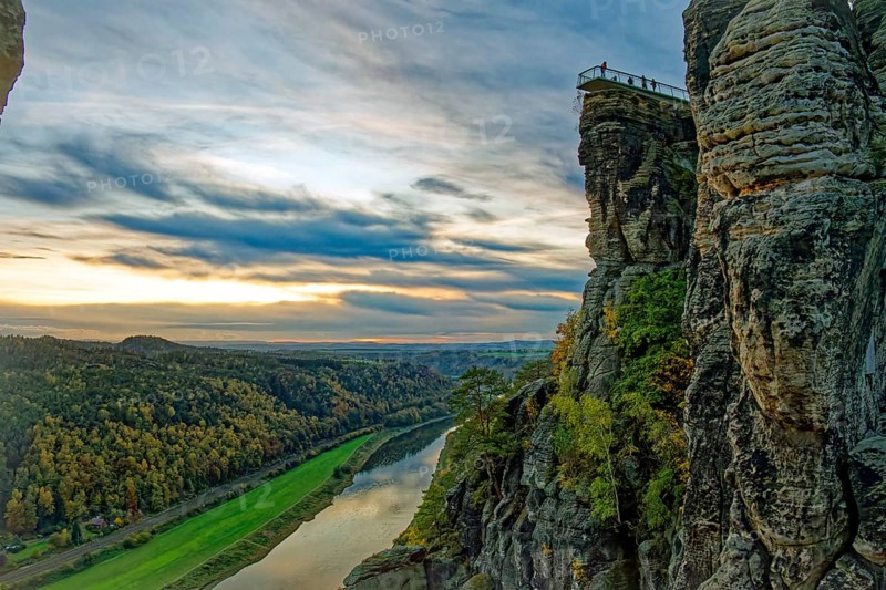 Evening mood, sunset, view to the new Basteiaussicht and the river Elbe, Lohmen, Saxon Switzerland, Elbe Sandstone Mountains, Saxony, Germany, Europe