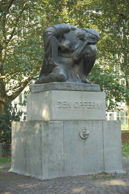 Sculpture Victims Monument by Benno Elkan 1920, modern, monument, bronze, inscription, memorial, the, victims, Gallusanlage, city centre, Main, Frankfurt, Hesse, Germany, Europe