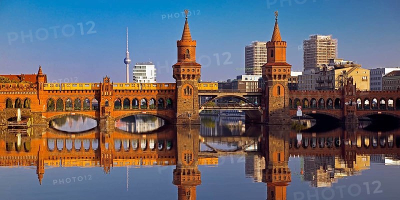 Oberbaum Bridge over the Spree with yellow underground and television tower, Friedrichshain-Kreuzberg district, Berlin, Germany, Europe
