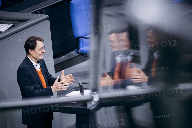 Karl Lauterbach (SPD), Bundesminister fuer Gesundheit, aufgenommen im Rahmen einer Rede zur 144. Sitzung des 20. Deutschen Bundestages in Berlin, 14.12.2023. Berlin, 14.12.2023