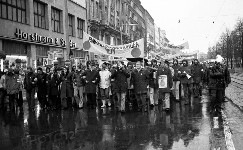 Demonstrations from 1-5 April 1975 in the centre of Hanover, which became traditional under the heading Red Dot, opposed fare increases for trains and buses, Germany, Europe