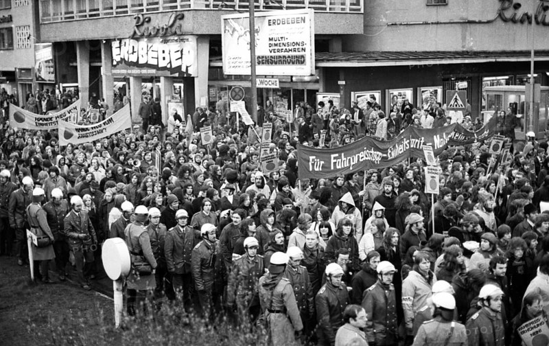 Demonstrations from 1-5 April 1975 in the centre of Hanover, which became traditional under the heading Red Dot, opposed fare increases for trains and buses, Germany, Europe