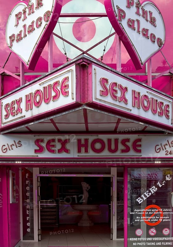 Pink Palace, Sex House, Reeperbahn, St. Pauli, Hamburg, Germany, Europe