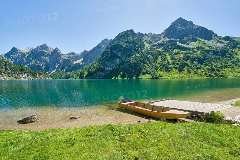 Boat at Tappenkarsee, Raucheck and Wildkarhöhe, alpine pasture, mountain lake, Radstätter Tauern, landscape conservation area, Kleinarl, Pongau, Salzburg