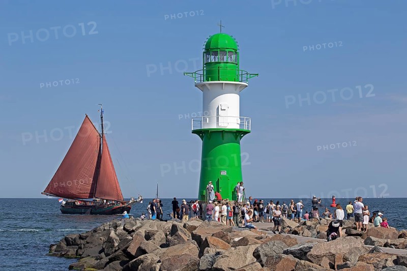Sailing ship, pier light, Unterwarnow, Hanse Sail, Warnemünde, Rostock, Mecklenburg-Western Pomerania, Germany, Europe