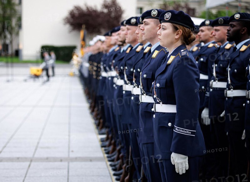 Female air force soldier and comrades of the guard battalion, taken during the final roll call of the Bundeswehr missions MINUSMA and EUTM Mali at the Federal Ministry of Defence in Berlin, 22.02.2024