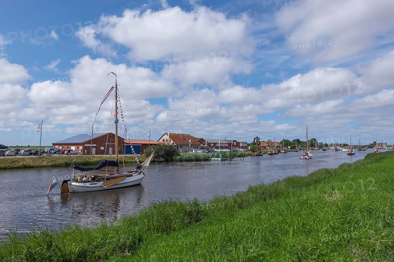 WattenSail, meeting of Dutch and German traditional sailors, Carolinensiel, North Sea resort, Lower Saxony, Germany, Europe