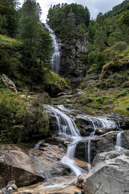 Froda Waterfall, Cascata La Froda, Sonogno, Verzasca Valley, Valle Verzasca, Canton Ticino, Switzerland, Europe