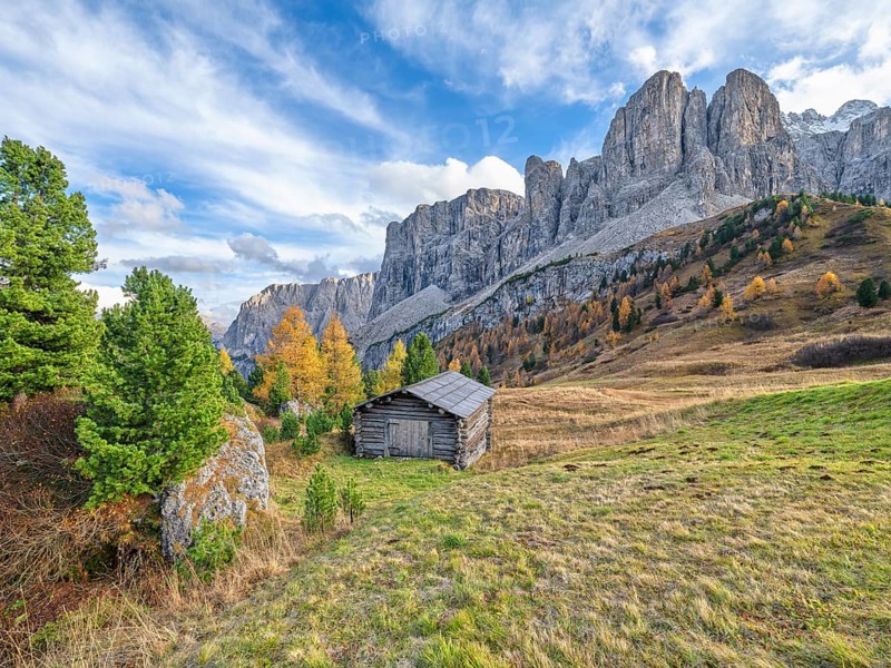 Hut in front of Sella Group, Gardena Pass, Passo Gardena, autumn, Sella Group, Dolomites, Bolzano, South Tyrol