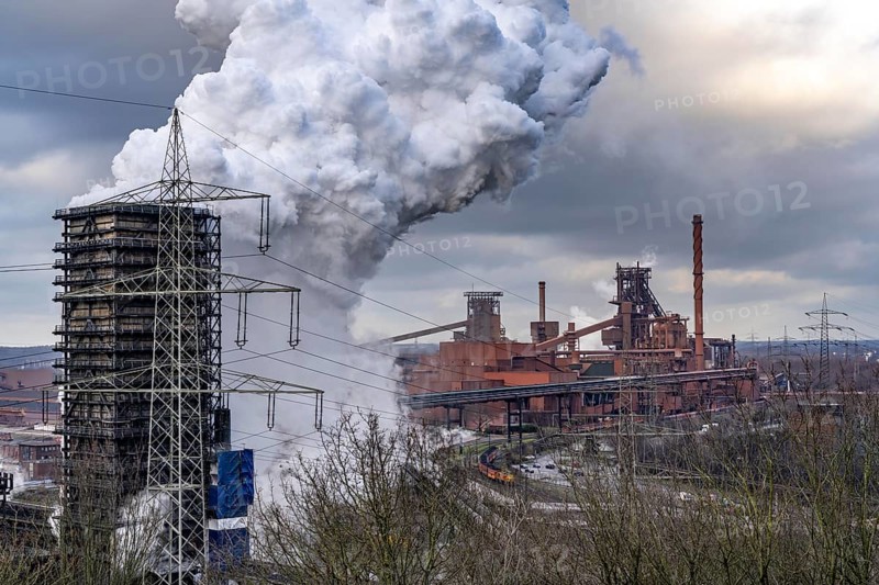 The Thyssenkrupp Steel steelworks in Duisburg-Marxloh, on the Rhine, quenching tower of the coking plant, blast furnaces 1 and 2, right, North Rhine-Westphalia, Germany, Europe