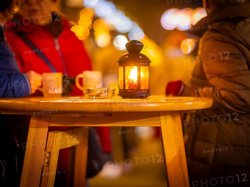 Christmas market on the main street in Dresden Neustadt, Dresden, Saxony, Germany, Europe