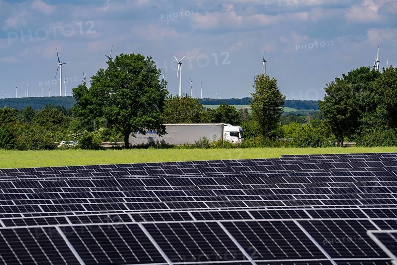 Photovoltaic system on the A44 motorway, north of Marsberg, Hochsauerlandkreis, North Rhine-Westphalia, Germany, Europe