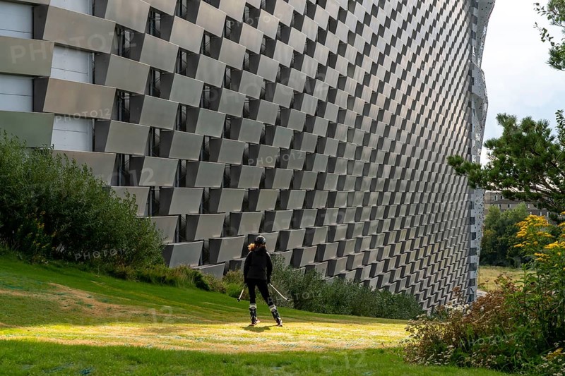 CopenHill, waste incineration plant and artificial ski slope, skiing with a view of the ski lift, 90 metres high and 400 metres long slope on artificial turf, Copenhagen, Denmark, Europe