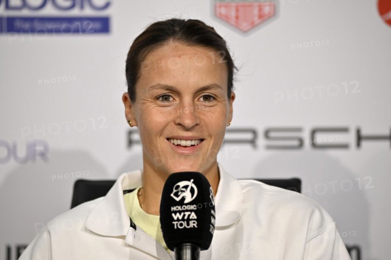 Tatjana Maria (GER) portrait, smiles, press conference, press conference, interview, microphone, mike, logo, WTA, tennis, Porsche Cup 2024, Porsche Arena, Stuttgart, Baden-Württemberg, Germany, Europe