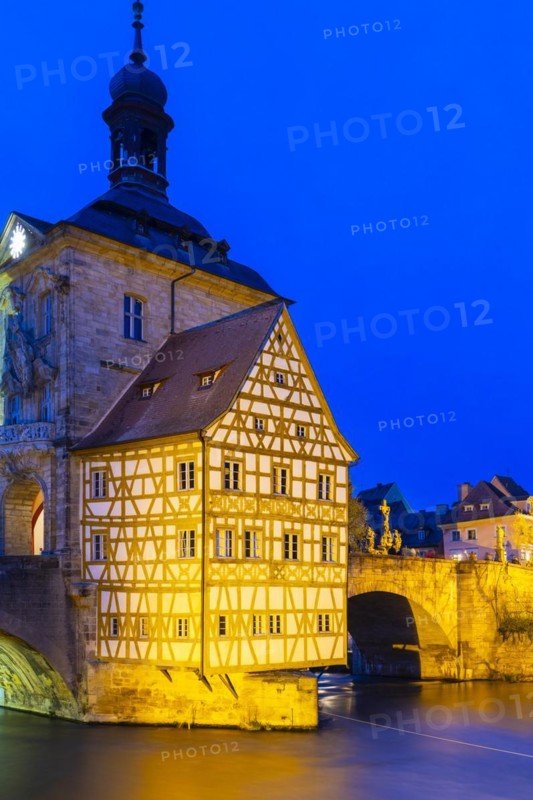 Upper Bridge, Old Town Hall, Regnitz, historic old town, Blue Hour, Bamberg, Lower Franconia, Bavaria, Germany, Europe