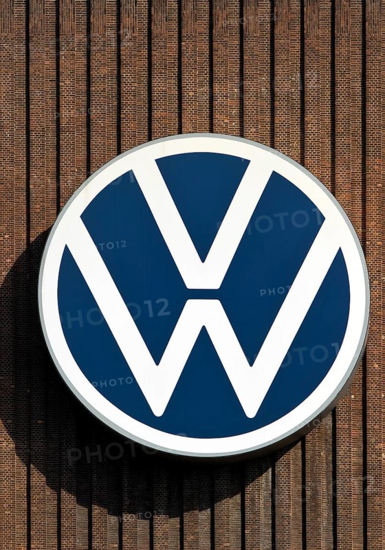 Large VW logo on the old cogeneration plant, Volkswagenwerk Wolfsburg, main plant of Volkswagen AG, Wolfsburg, Lower Saxony, Germany, Europe