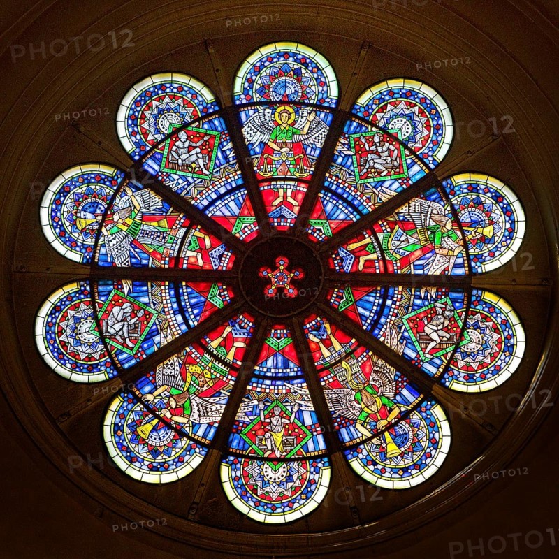 Rose window in the westwork by the glass painter Heinz Hindorf, St. Blasii Cathedral, Braunschweig, Lower Saxony, Germany, Europe