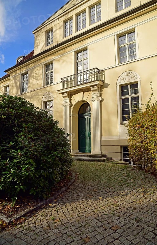 Europe, Germany, Hamburg, Rotherbaum, architecture, facade residential building, Gründerjahre, Johnsallee, elegant entrance of a town villa, Europe