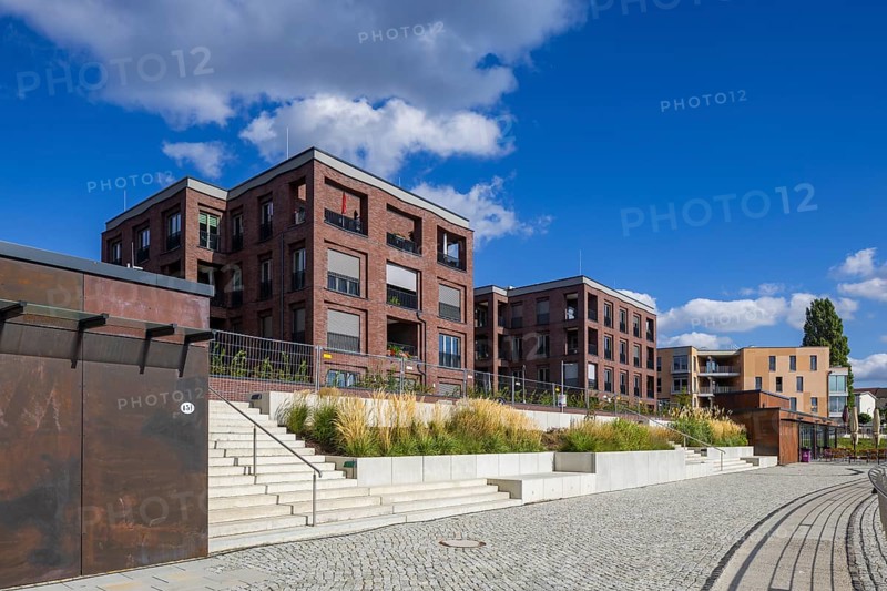 New development area Hafen City, on the site of the old neustädter Elbhafen harbour, Wohnungsbau Dresden, Dresden, Saxony, Germany, Europe