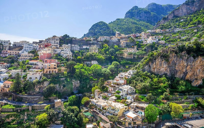 Panorama of the village in a dramatic location on the steep slopes of the coastal mountain range, Positano, Amalfi Coast, Amalfitana, Campania, Italy, Europe