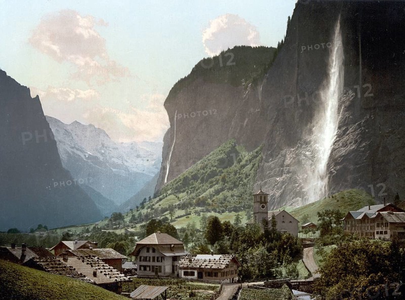 Jungfrau und Staubbach, Bernese Oberland, Switzerland, Historic, digitally restored reproduction from a 19th century original, Record date not stated, Jungfrau and Staubbach, Bernese Oberland, Switzerland, Historic, digitally restored reproduction from a 19th century original, Record date not stated, Europe