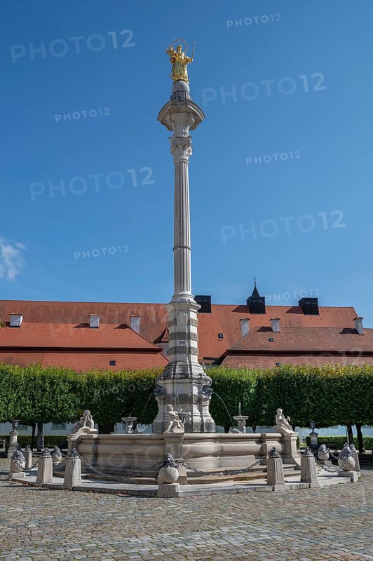 St Mary's Fountain with Marian Column, erected between 1777 and 1780, Residenzplatz, Eichstätt, Upper Bavaria, Germany, Europe