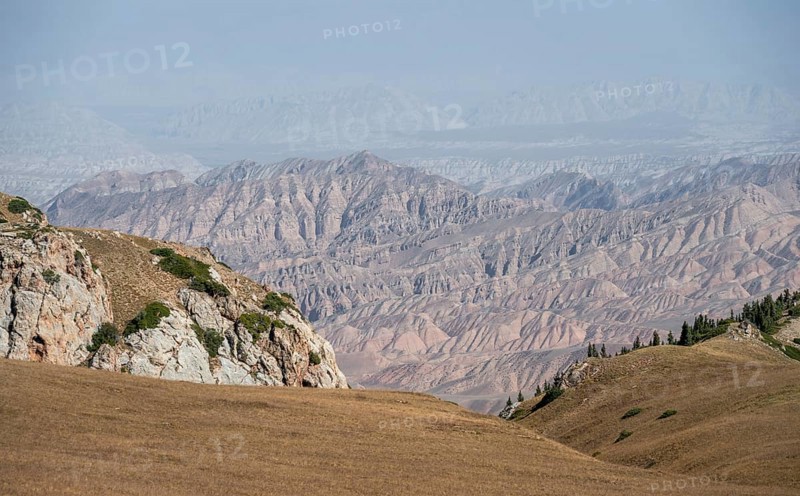 Barren mountain landscape, Moldo-Ashuu Pass, Naryn Province, Kyrgyzstan, Asia