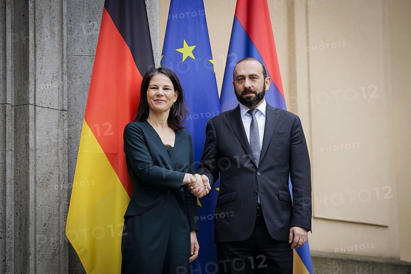 Trilateral meeting at Villa Borsig between Germany, Armenia and Azerbaijan. Annalena Bärbock (Alliance 90/The Greens), Federal Foreign Minister, meets the Foreign Minister of the Republic of Armenia, Ararat Mirzoyan. Berlin, 28.02.2024. Photographed on behalf of the Federal Foreign Office