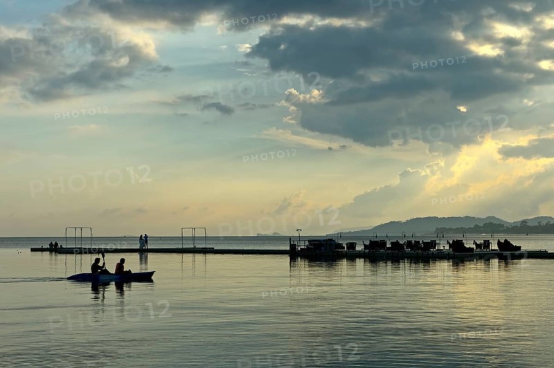 Pier in the Gulf of Thailand at a tropical sunset, Koh Samui, Thailand, Asia