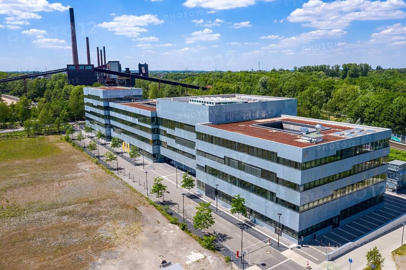 New building of the Folkwang University of the Arts, on the site of the Zollverein Coal Mine Industrial Complex in Essen, behind the Zollverein Coking Plant, Essen, Germany, Europe